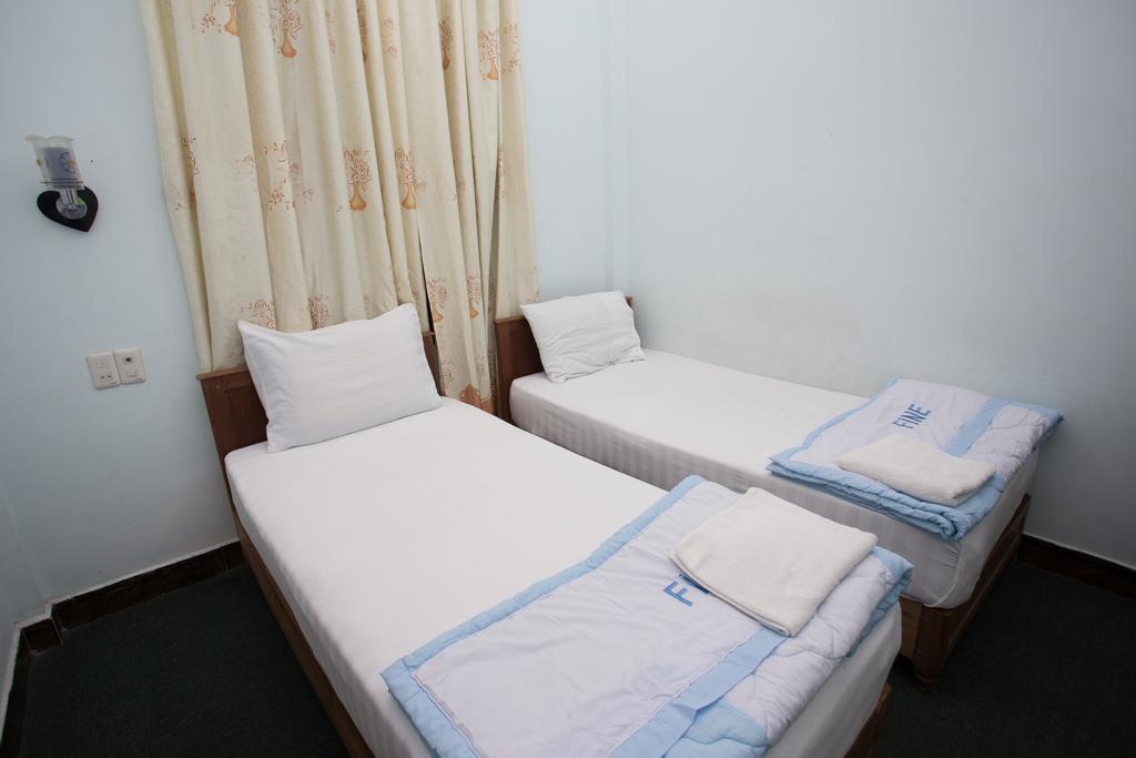 Sunny Fine Guesthouse Hue Zimmer foto